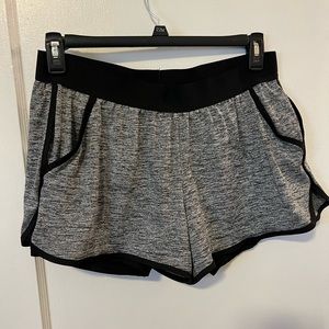 AVIVA Shorts size Large 12-14 GUC Black